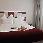 Hotel Mercure Opera Faubourg Montmartre 4*