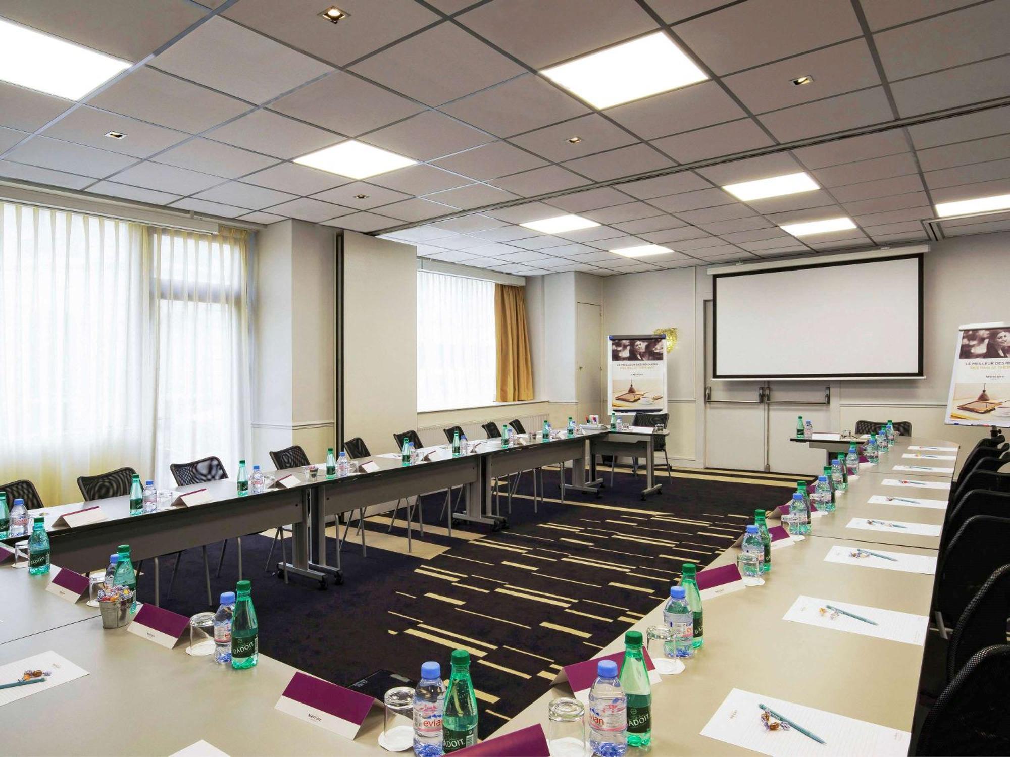 Mercure Opéra Faubourg Montmartre Hotel 4*