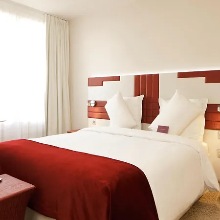 Mercure Opera Faubourg Montmartre 4*